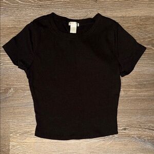 NWOT Classic Black Women's crop Top